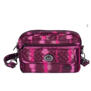 Lug Switch Crossbody  Burgundy Pink Tie Dye Quilted Turn Lock Adjustable Strap